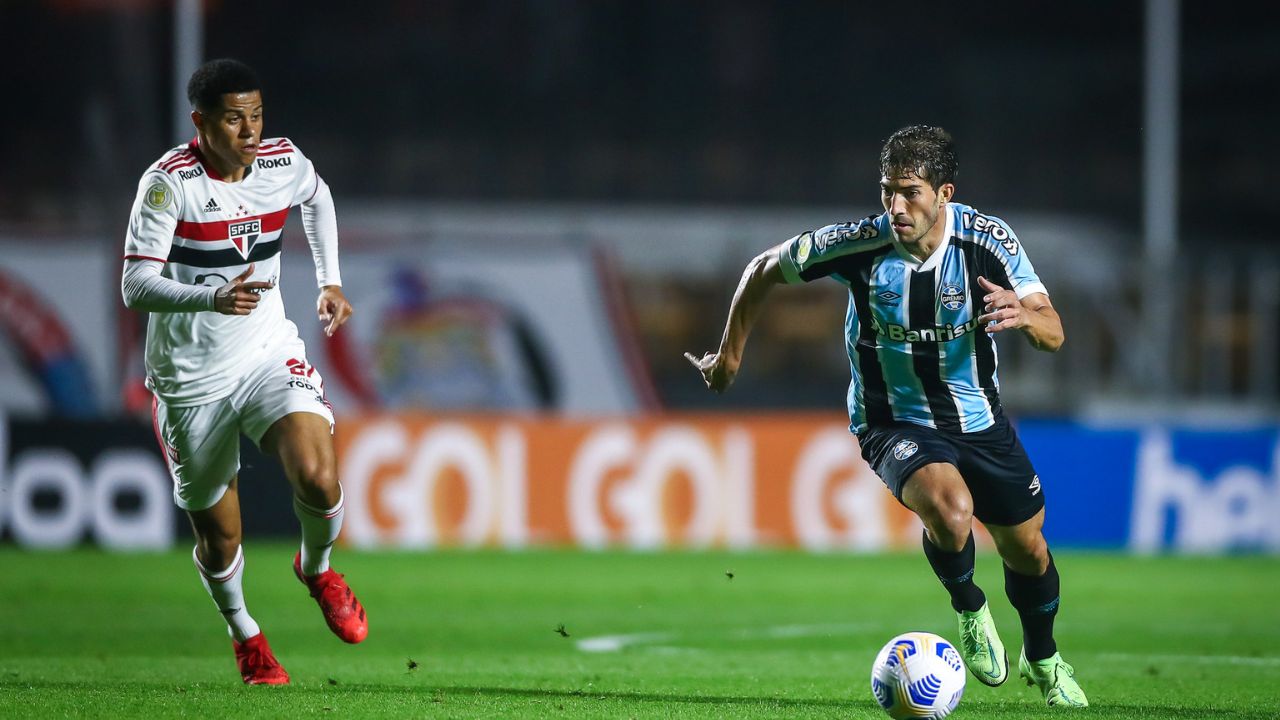 Grêmio x São Paulo: onde assistir e prováveis escalações