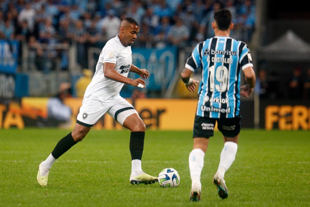 Botafogo vai jogar contra o Grêmio em São Januário