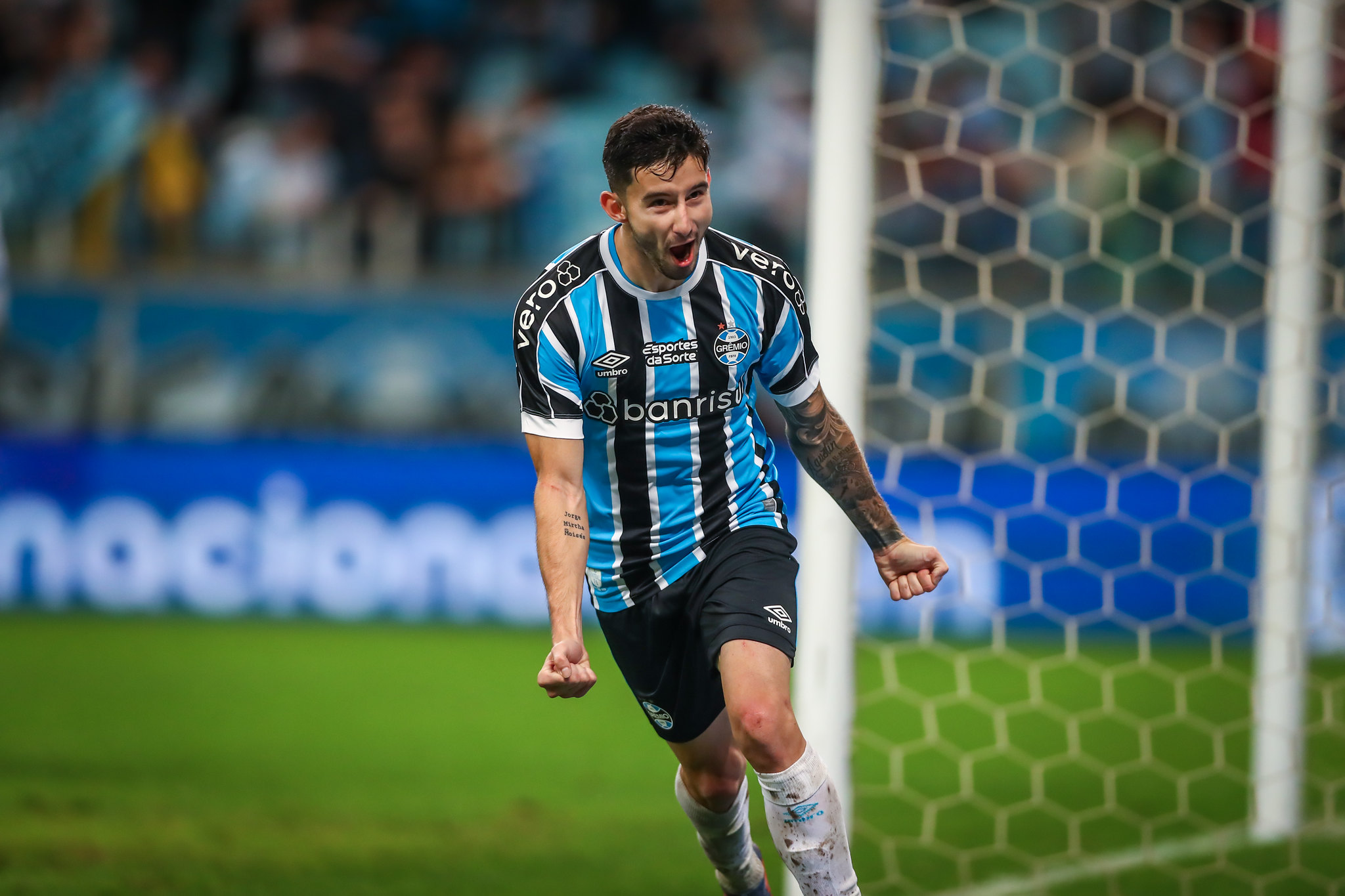 Villasanti esta na escalação do Grêmio que enfrenta o Bragantino