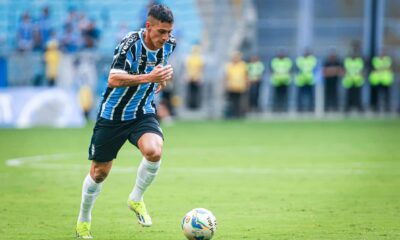 Pavón é titular do Grêmio
