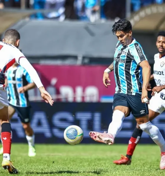 Matías Arezo será titular em Athletico-PR x Grêmio